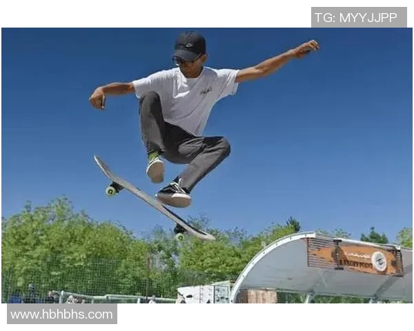 武汉滑板队的技术变革引发热议探索滑板运动的新未来与发展方向